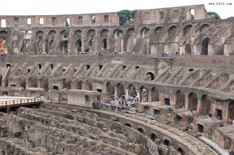 罗马斗兽场的内部风景图片