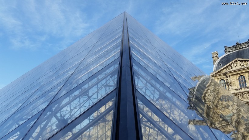 法国巴黎卢浮宫图片