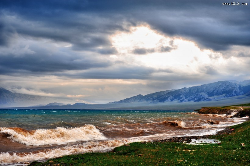 新疆赛里木湖风景图片大全