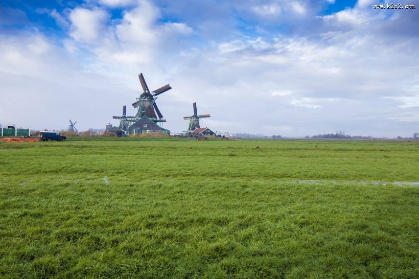 荷兰桑斯安斯的风车风景图片大全