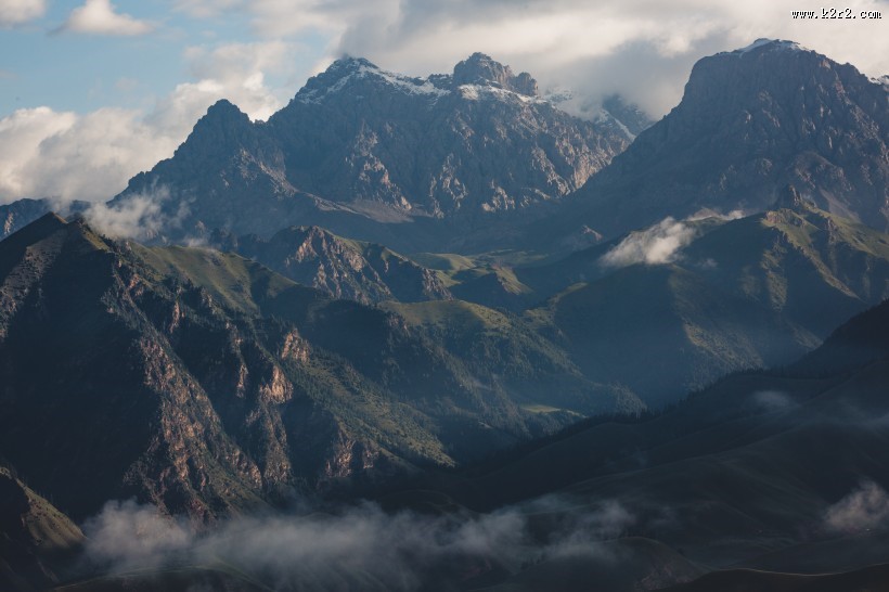 青海卓尔山风景图片