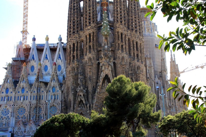 西班牙巴塞罗那圣家族大教堂图片
