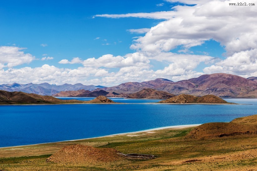 西藏羊卓雍措风景图片