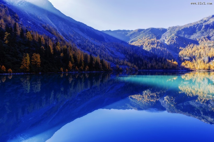 四川甲依拉措风景图片