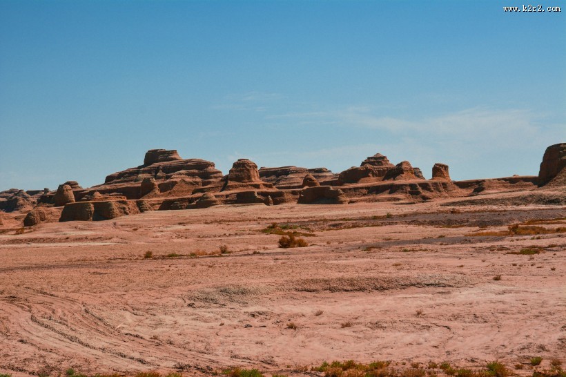 新疆克拉玛依魔鬼城风景图片