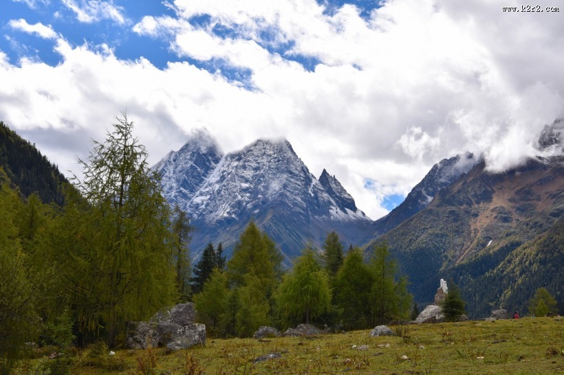 四川四姑娘山双桥沟风景图片