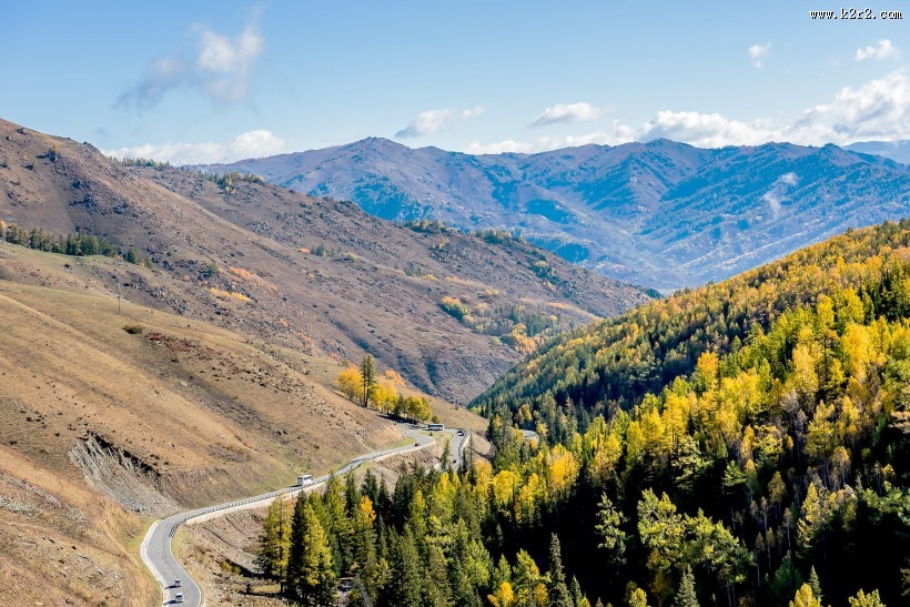 新疆禾木风景图片