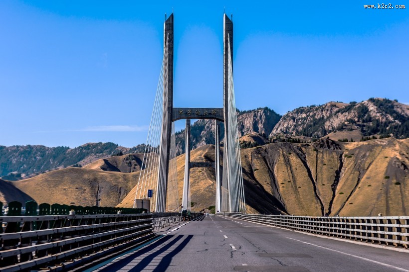 新疆赛里木湖风景图片大全