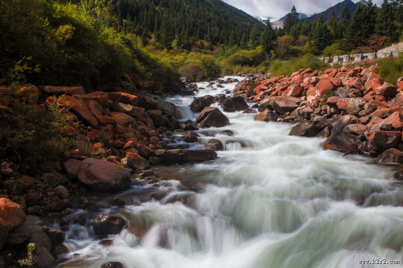 四川达古冰山风景图片