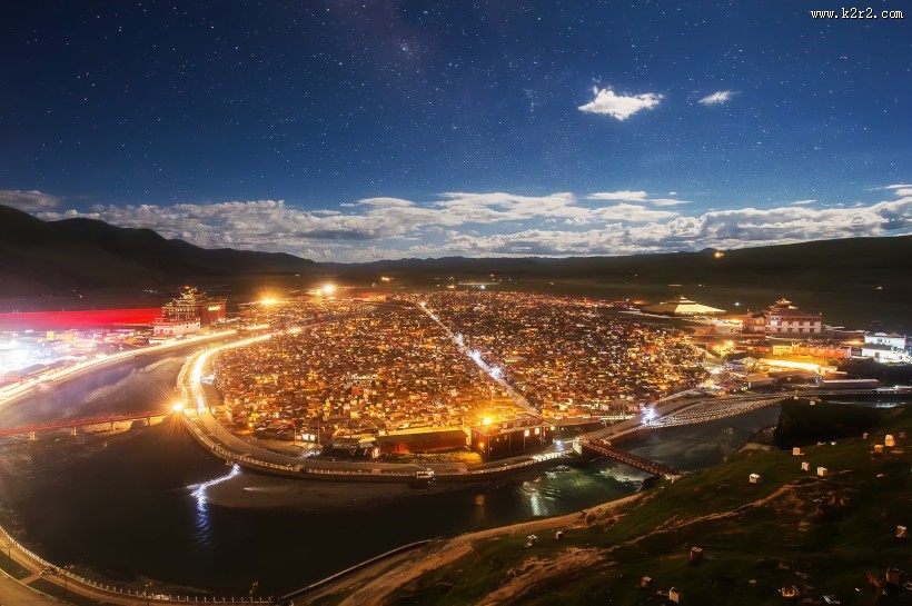 四川亚青寺风景图片