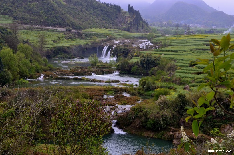 云南九龙瀑布风景图片