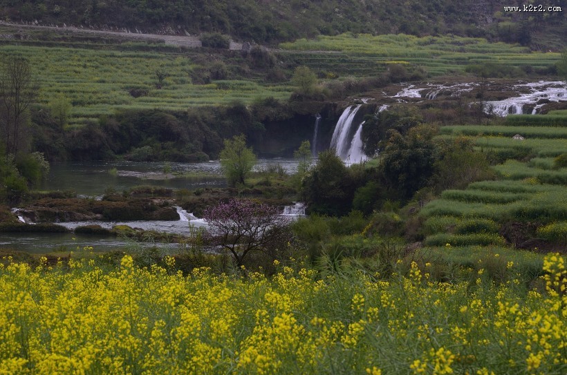 云南九龙瀑布风景图片