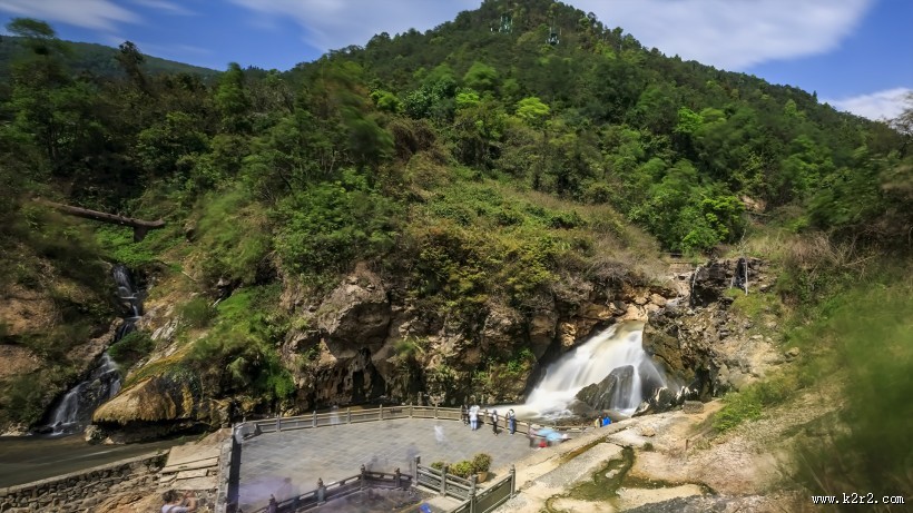 云南腾冲热海大滚锅风景图片