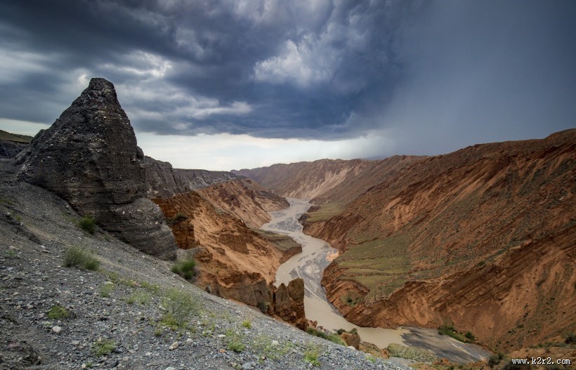新疆安集海大峡谷风景图片