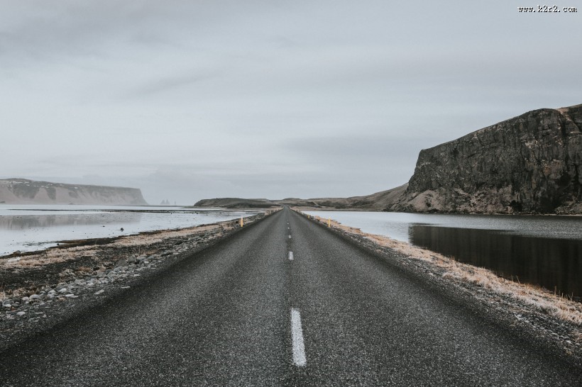 笔直的公路图片