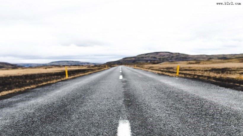 笔直的公路图片