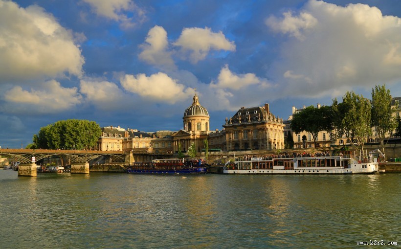 法国塞纳河沿岸风景图片