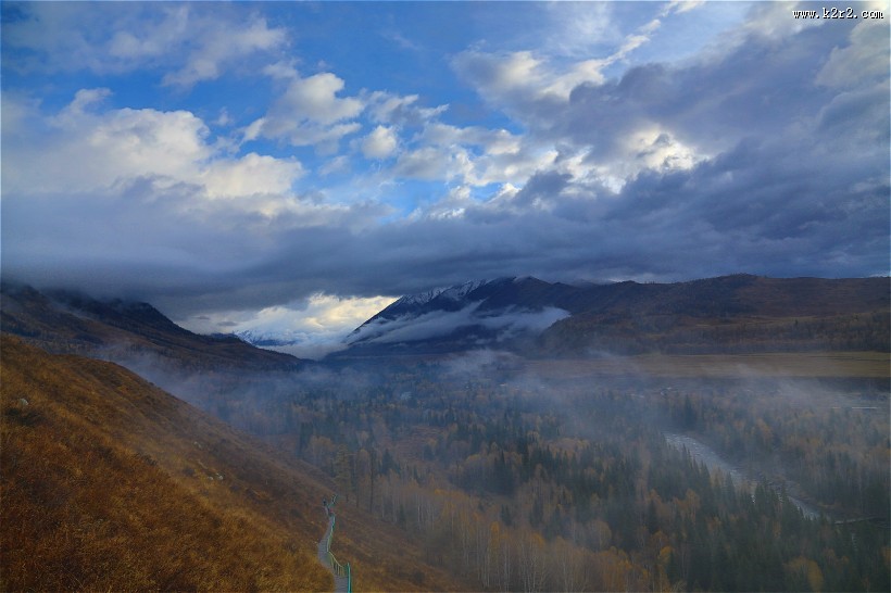 雨后禾木乡风景图片