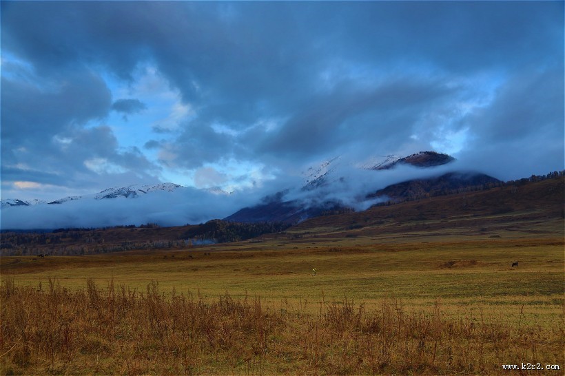 雨后禾木乡风景图片
