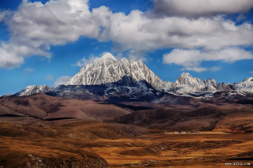四川亚拉雪山风景图片