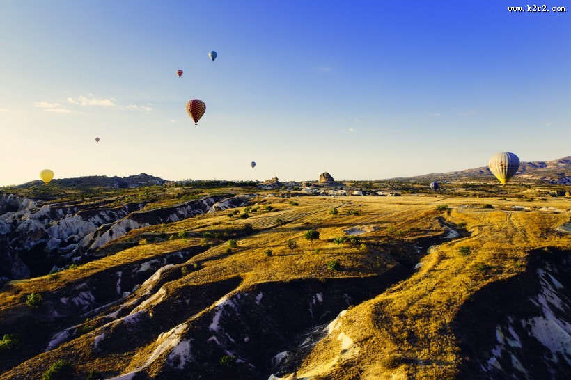 土耳其卡帕多西亚的喀斯特地貌风景图片大全