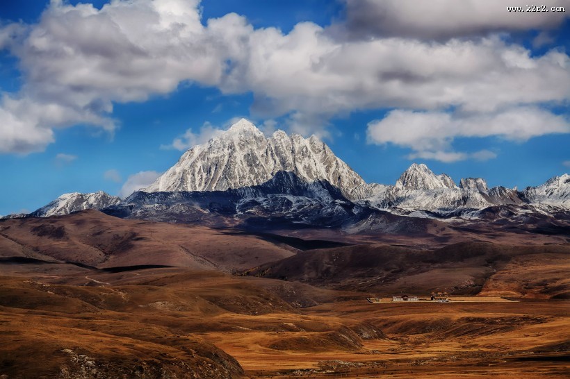 四川亚拉雪山风景图片