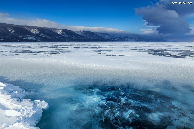 俄罗斯贝加尔湖奥利洪岛风景图片
