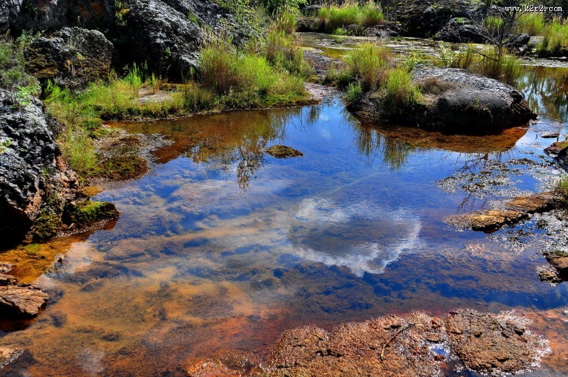 黑龙江五大连池之温泊图片