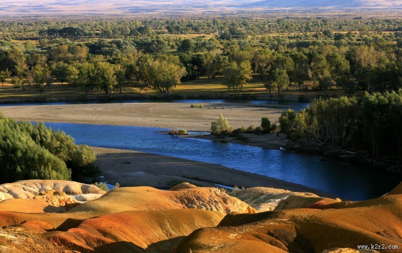 新疆五彩滩风景图片