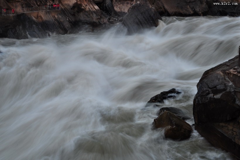 云南虎跳峡风景图片大全