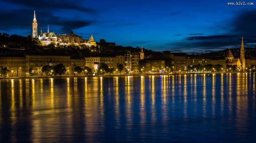 繁华的城市夜景图片