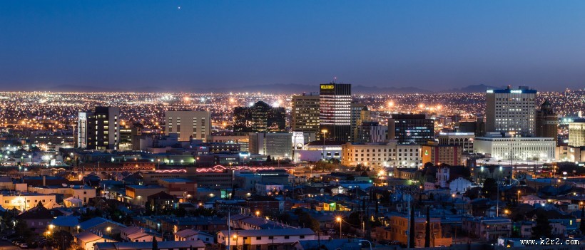 繁华的城市夜景图片