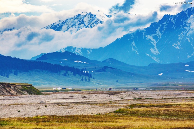 新疆赛里木湖风景图片大全
