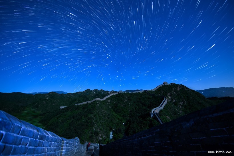 河北金山岭长城夜空图片