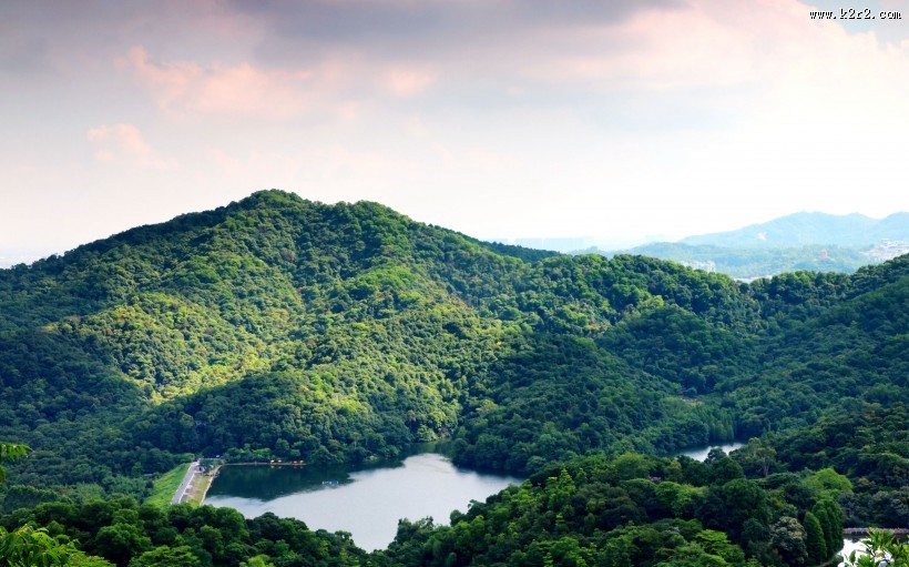 夏日广州白云山风景图片