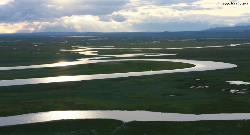 新疆巴音布鲁克风景图片