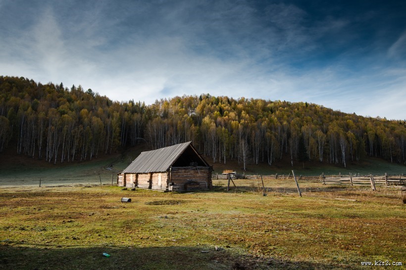 新疆禾木乡清晨风景图片