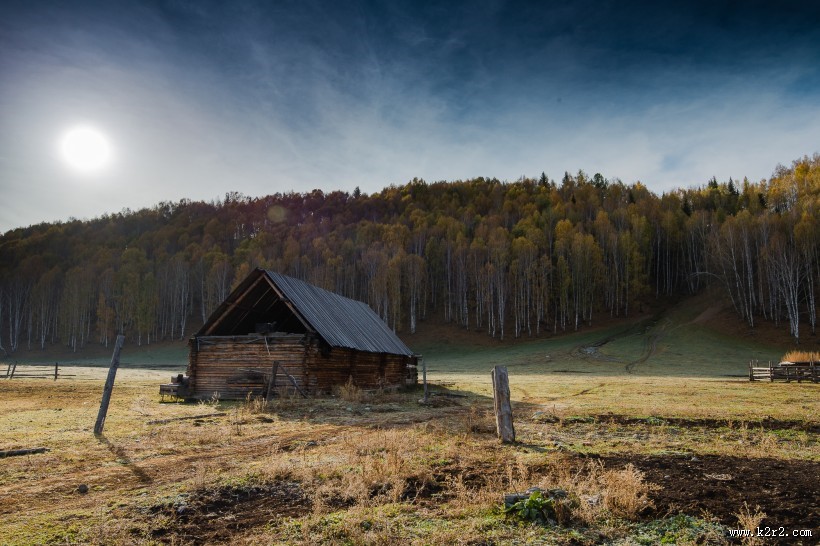 新疆禾木乡清晨风景图片
