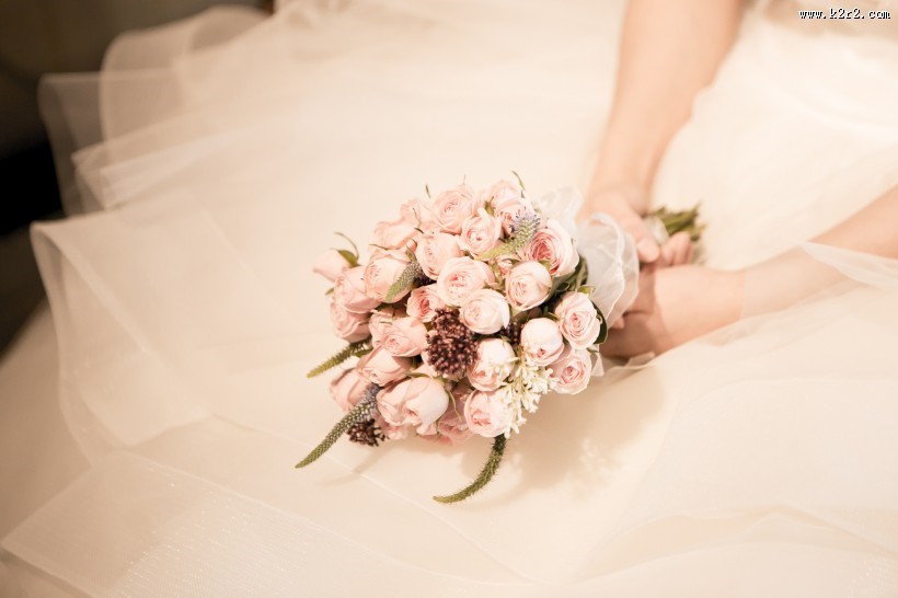漂亮的婚礼捧花图片