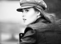 戴帽子的时尚美女图片