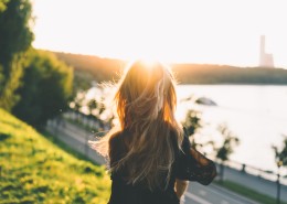 美女的背影图片