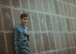 戴眼镜的帅哥图片