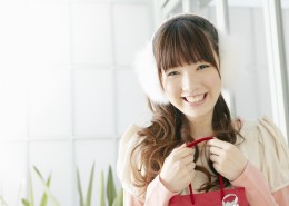 女孩和礼物图片