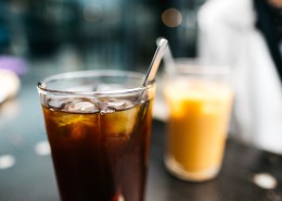 清凉的冰咖啡图片