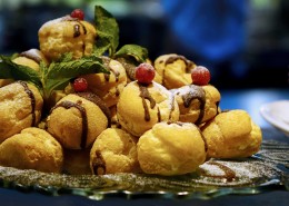 奶油夹心的泡芙图片大全