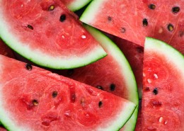 切开的西瓜图片