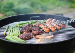 野外烧烤的图片大全