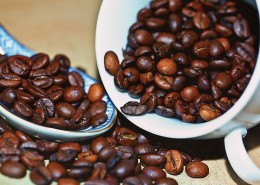 杯中的咖啡豆图片大全