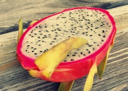 美味可口的火龙果图片