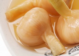 腌制的大蒜图片
